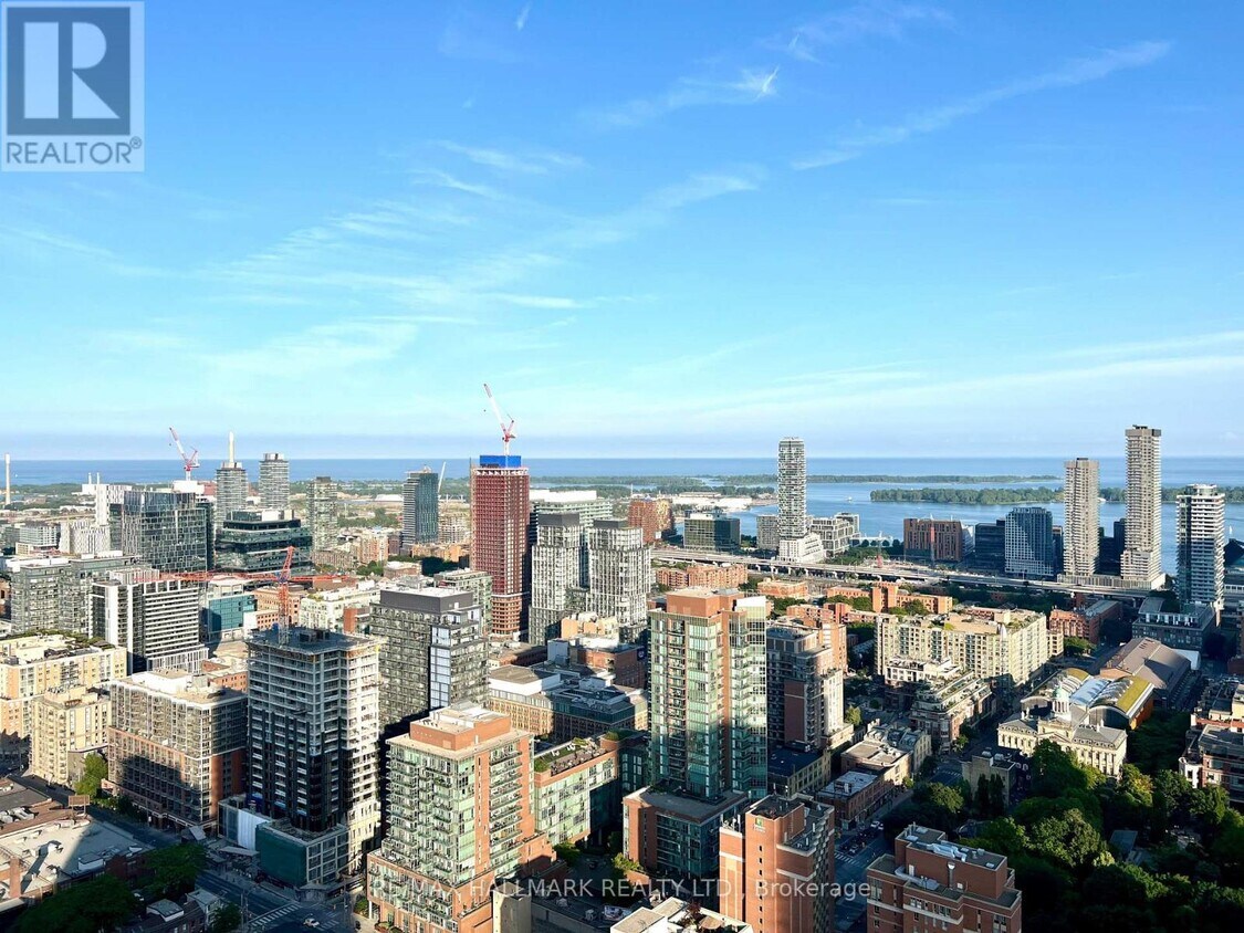 Photo principale - 88 Queen St E