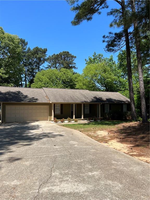 Building Photo - 800 McCullough Rd