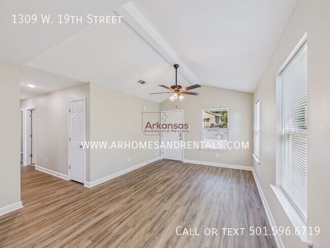 Foto del edificio - 1309 W 19th St