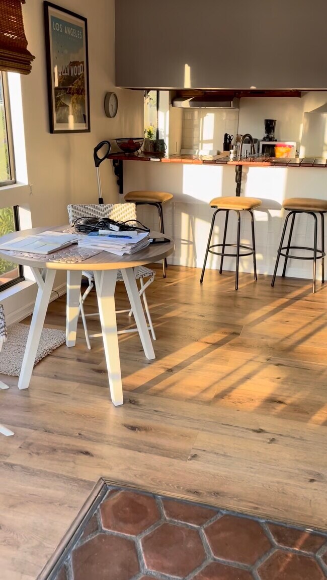 Foto del edificio - 2807 Pelham Pl