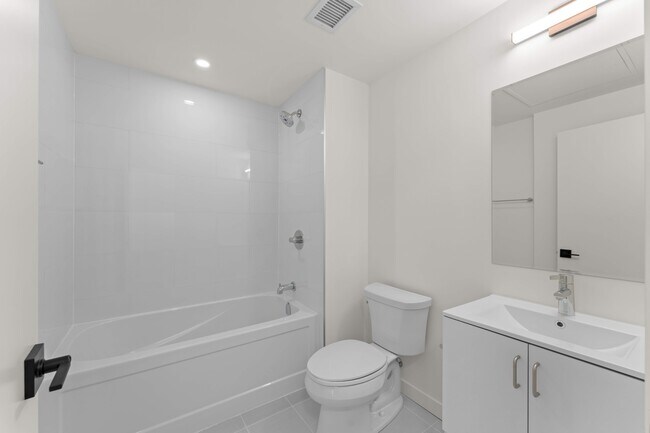 Photo du bâtiment - Brockville Apartment LP