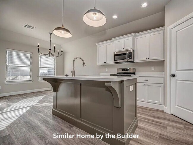 Building Photo - Welcoming New 4-Bed Home - Pet Friendly
