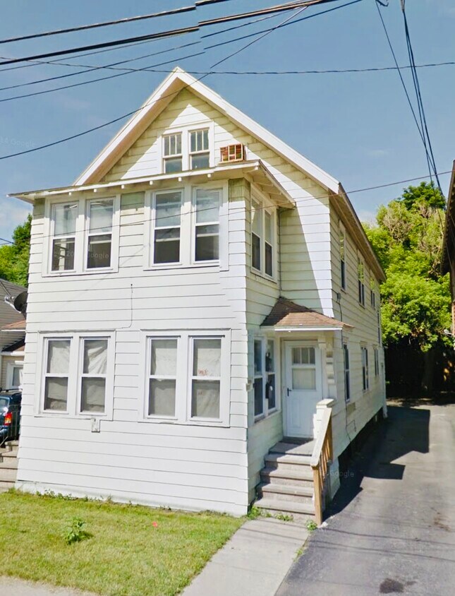 Primary Photo - 126 Kenmore Ave