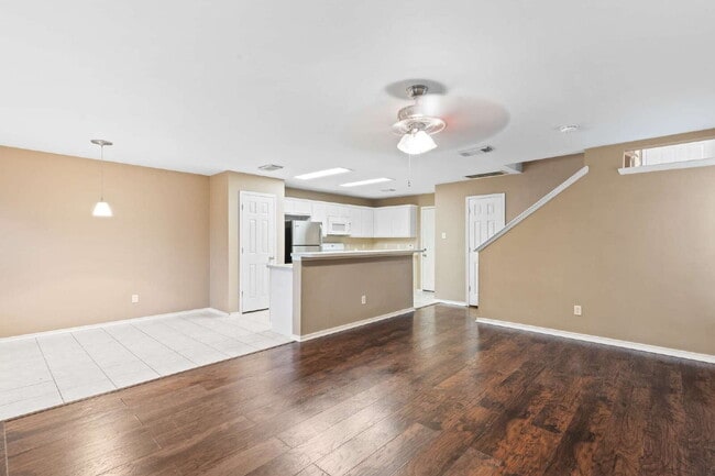 Foto del edificio - 51 Marble Rock Pl