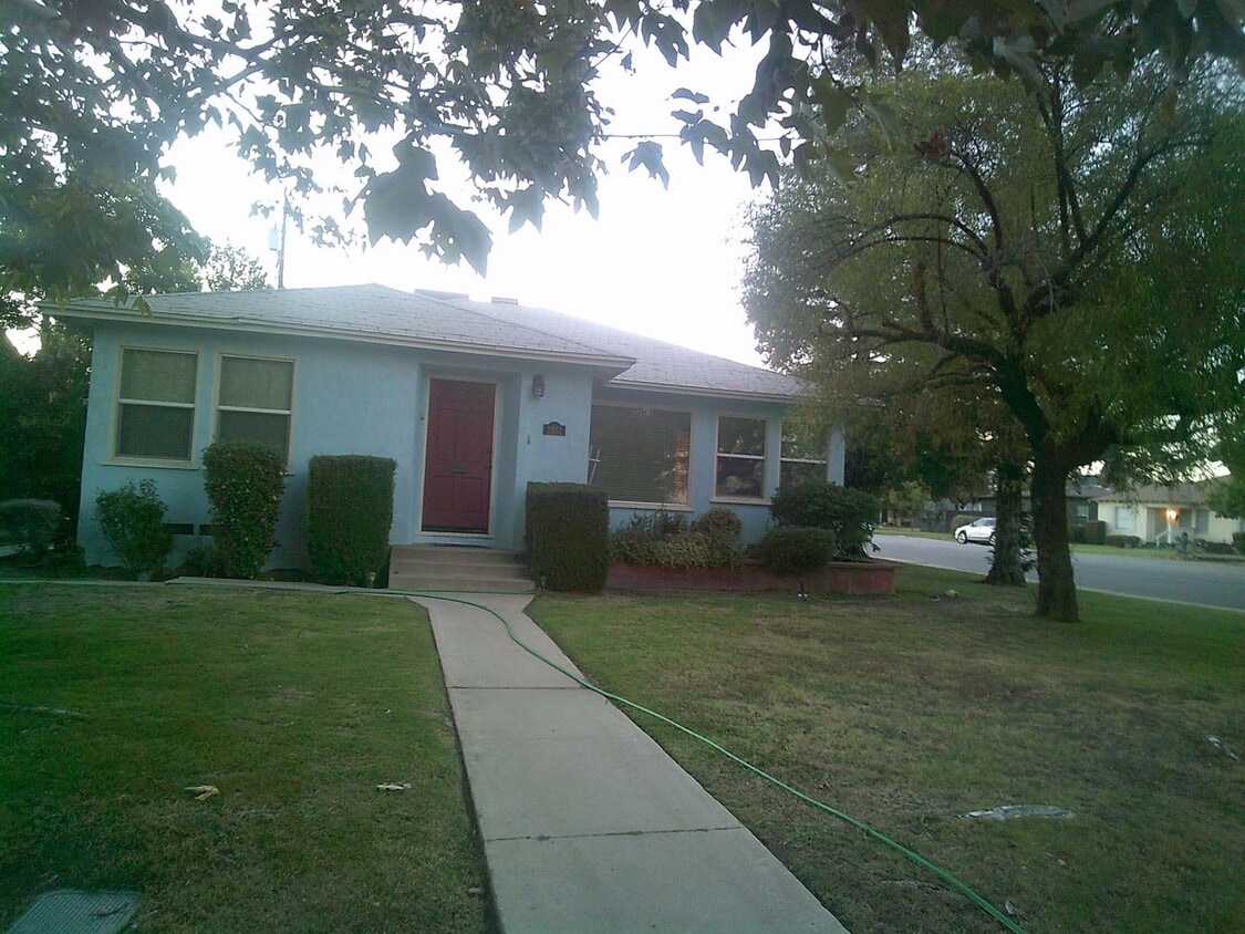 Primary Photo - 2931 Cedar St