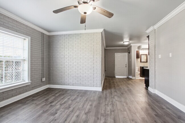 Unit A: Brick Feature Wall - 600 Walker St