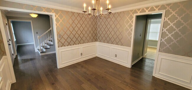 Foto del edificio - 1645 Wolverine Ln
