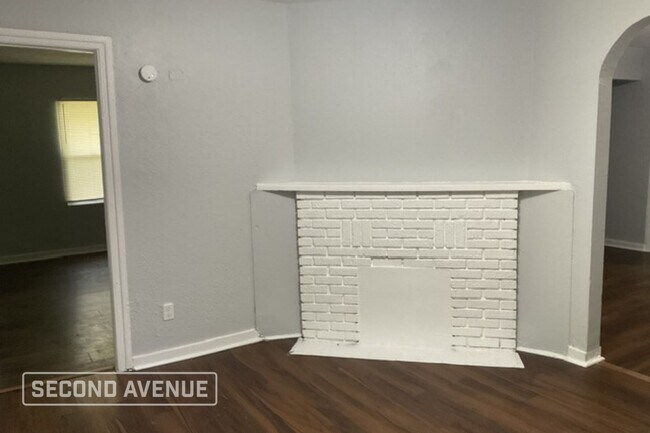 Building Photo - 5721 Teeler Ave