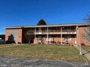 Building Photo - 300 Cornell Ave