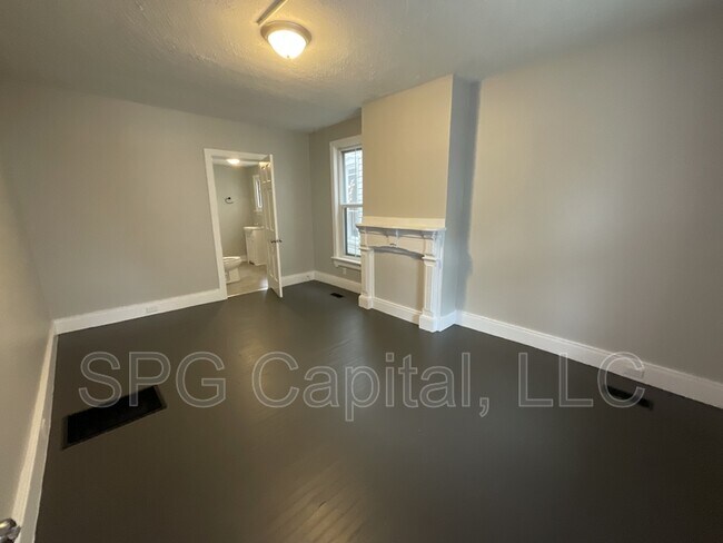 Foto del edificio - 212 E Orange St