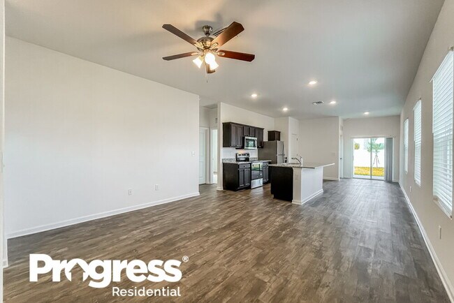 Foto del edificio - 34949 Daisy St