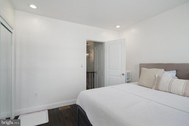 Foto del edificio - 1533 S Garnet St