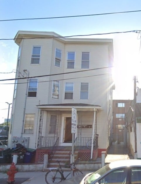 Building Photo - 280 McGrath Hwy