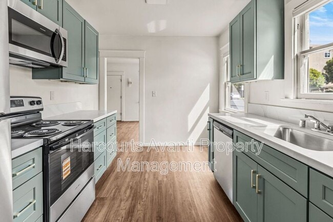 Foto del edificio - 915 Civic Center Dr