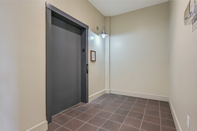 Foto del edificio - 2309 Harborside Dr
