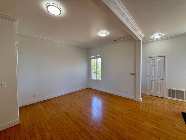 Foto del edificio - 2068 McAllister St