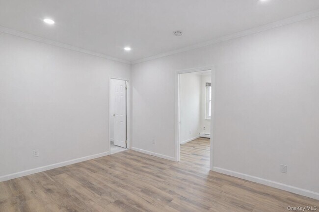 Foto del edificio - 21-29 Audrey Ave