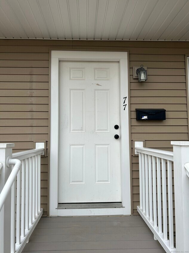 Primary Photo - 75 Grace St