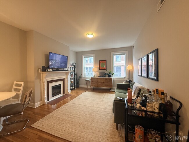 Foto del edificio - 20 JFK St. Unit 8