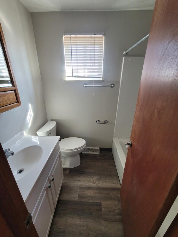 Foto del edificio - 4646 Applegrove St NW