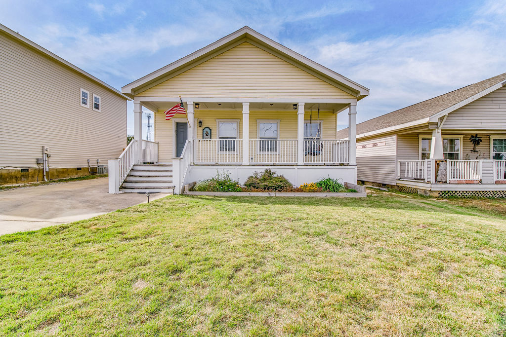 Primary Photo - 5315 Cambria Dr