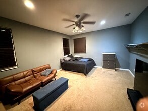 Building Photo - 14584 Sleepy Creek Dr