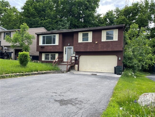 Building Photo - 134 Sunhill Terrace