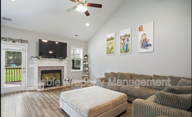 Foto del edificio - 40 Newman Ln