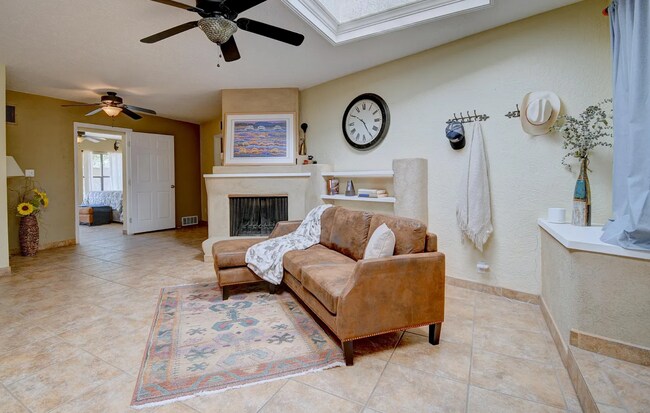 Living room #1 with fireplace - 3208 Loma Vista Pl NE