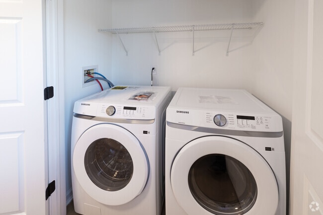 2BR, 1BA - 960SF - Laundry - McGregor Village