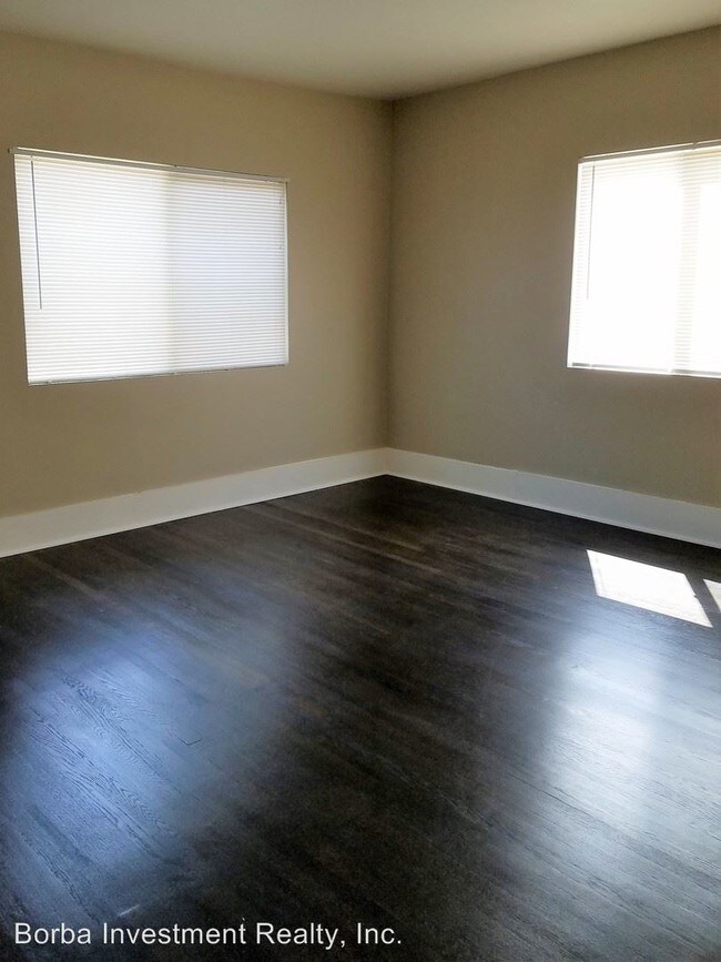 Building Photo - 1 br, 1 bath Apartment - 539 E Dayman Street