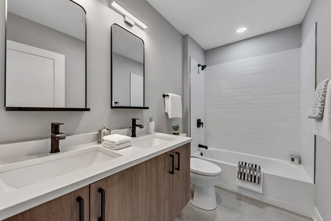 Foto del edificio - 2818 W Harrison St