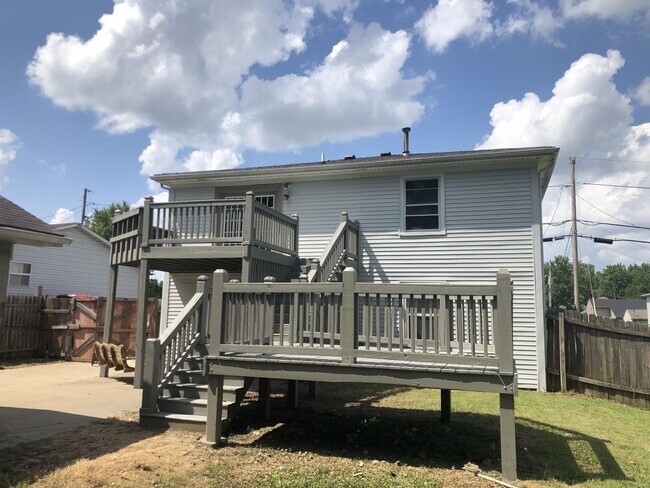 Foto del edificio - 3700 Hillcross Dr