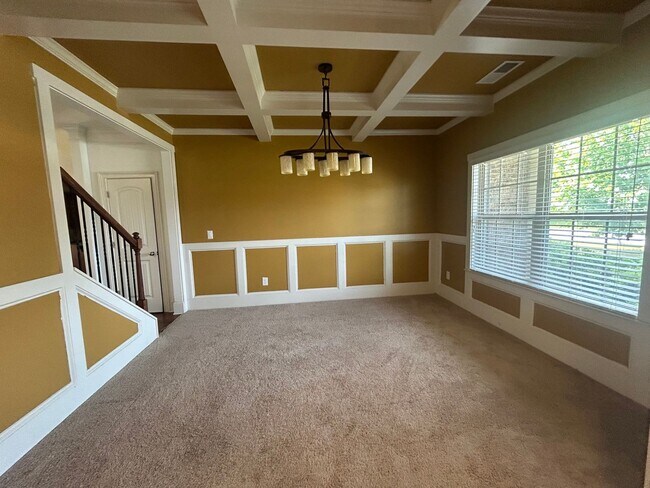 Building Photo - 60 Bayberry Hls