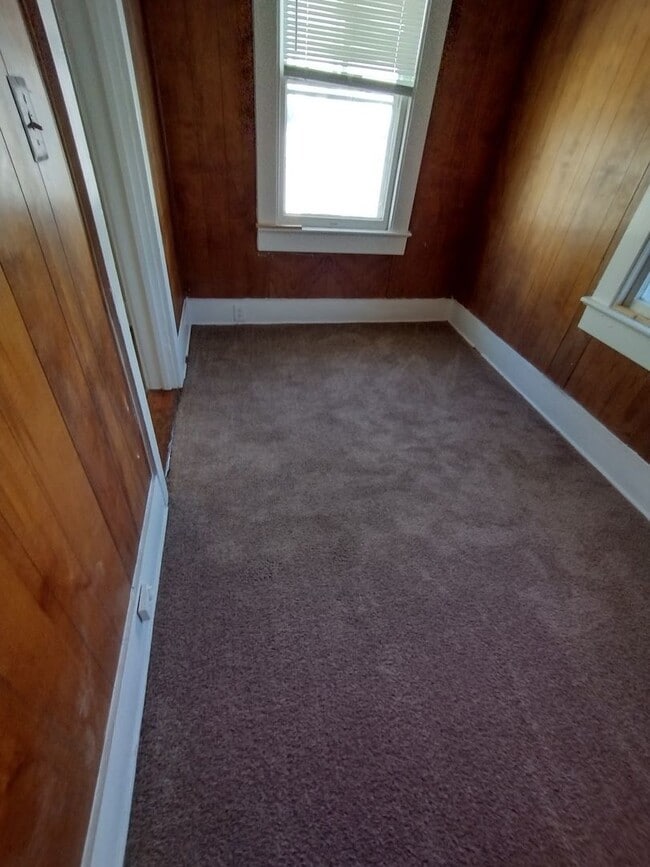 Building Photo - Cozy 2 Bedroom Single-Family Home in the Heart of Charleston