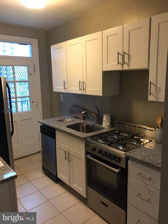 Foto del edificio - 2031 Locust St