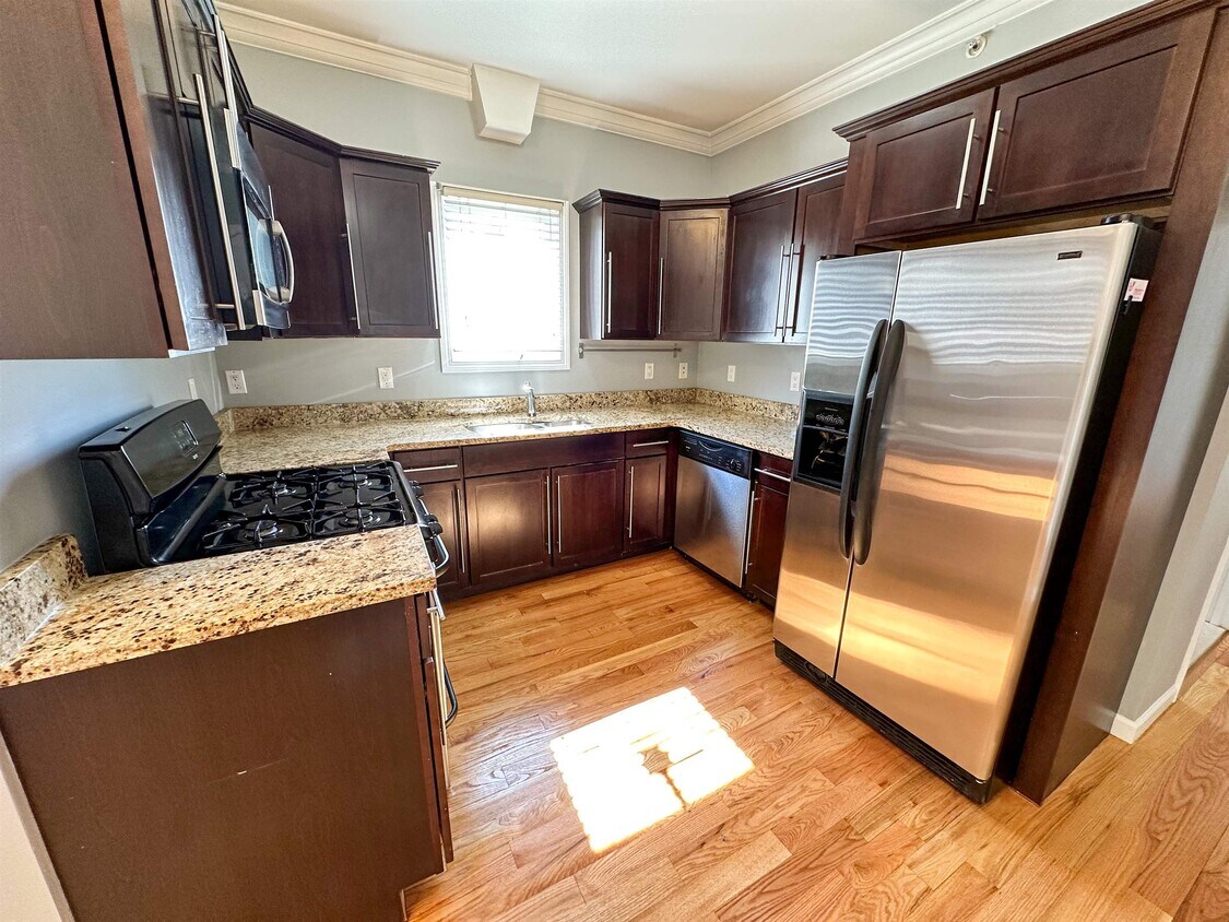 Foto principal - 6708 Jackson St