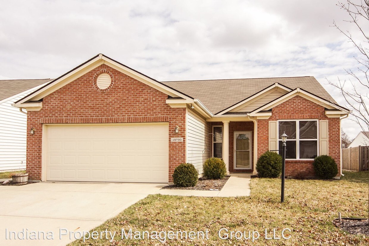 Foto principal - 18790 Big Circle Dr