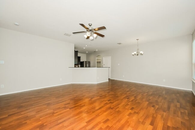 Building Photo - 10965 Colonial Heights Ln
