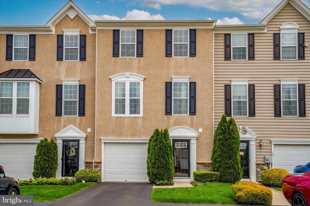 Primary Photo - 103 Sandpiper Ct