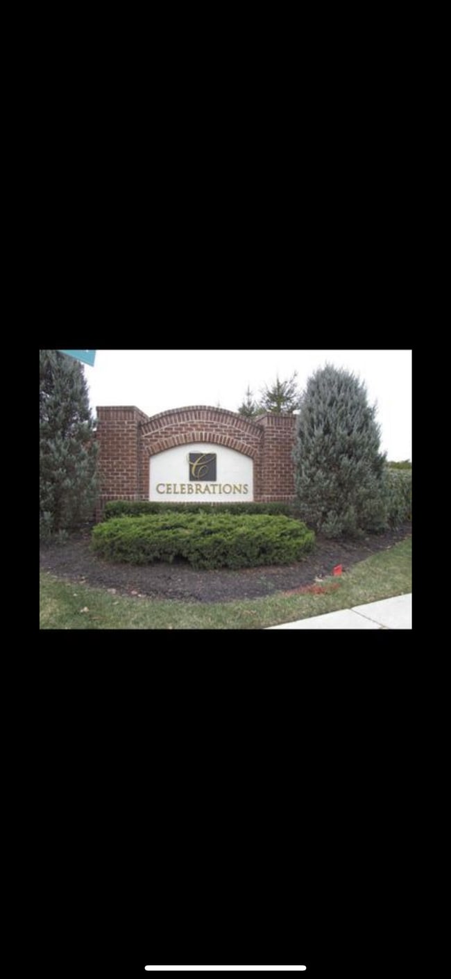 Building Photo - 746 Strassle Way