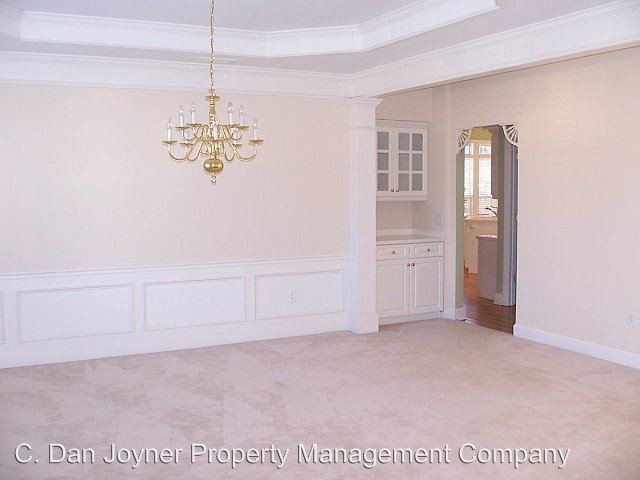 Building Photo - 4 br, 3.5 bath House - 326 Ascot Ridge Lane