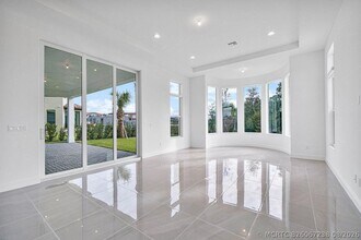 Building Photo - 4202 Mendel Ln