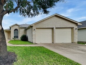 Building Photo - 15831 Aldridge Creek Ct