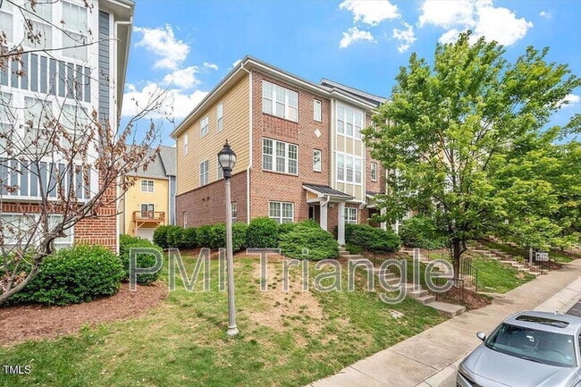 Photo - 229 Michigan Ave Townhome