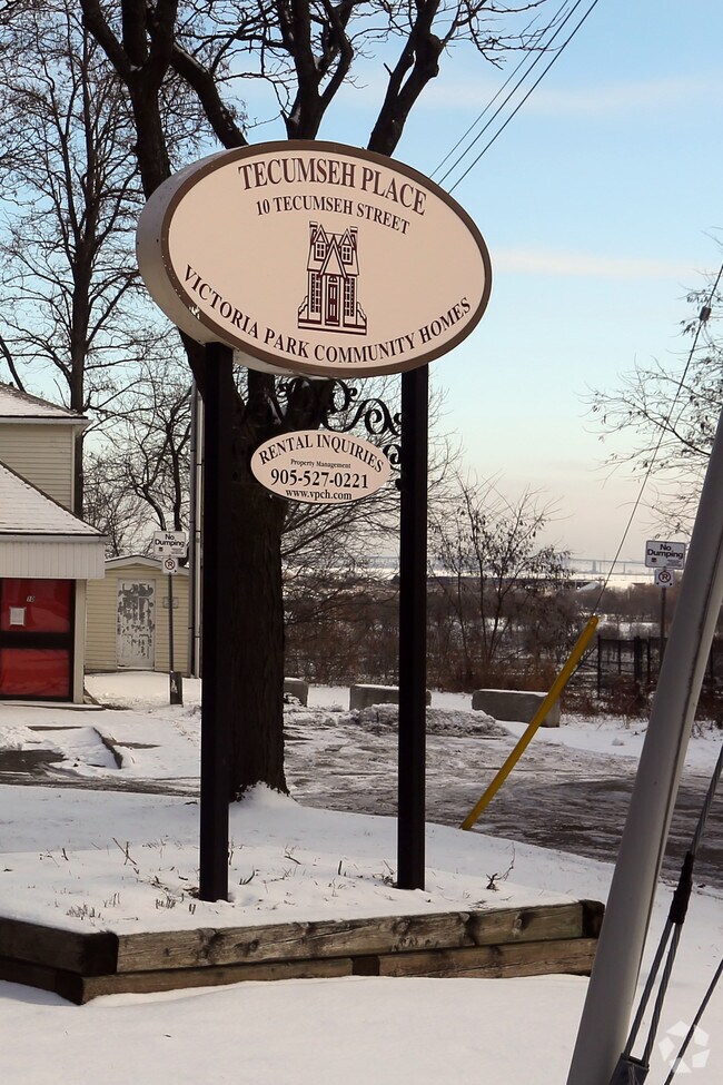 Photo du bâtiment - Tecumseh Place