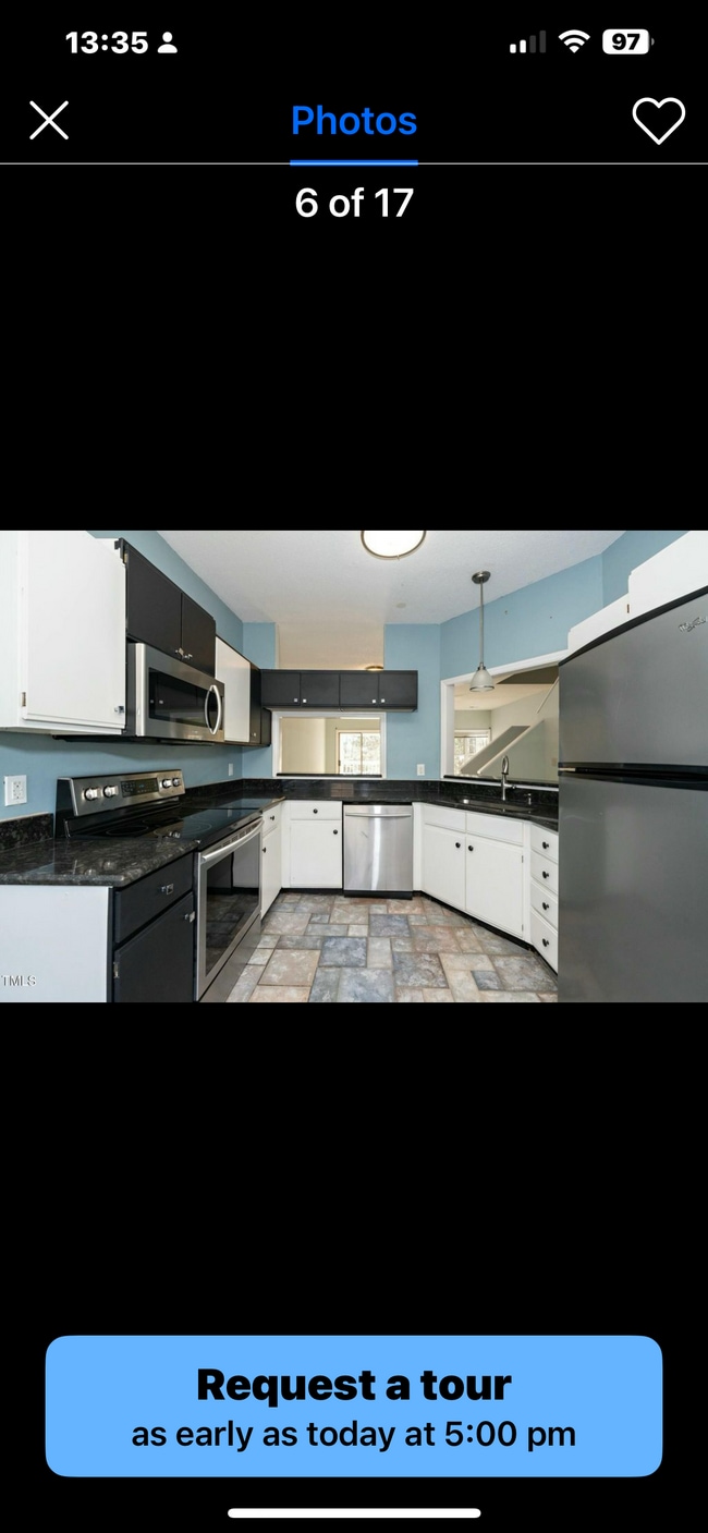 Photo - Room in Condo on Winterpointe Ln