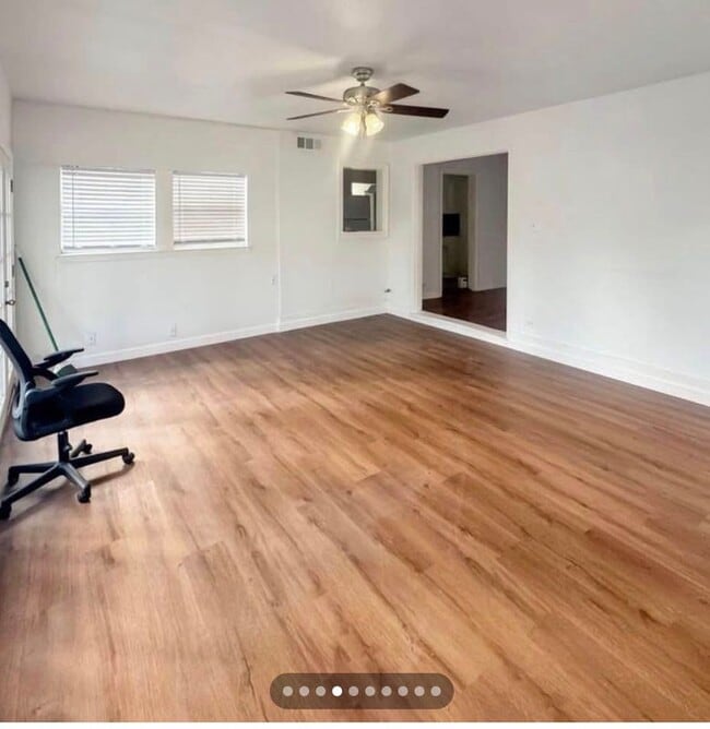 Building Photo - 274 E Edgewood Pl