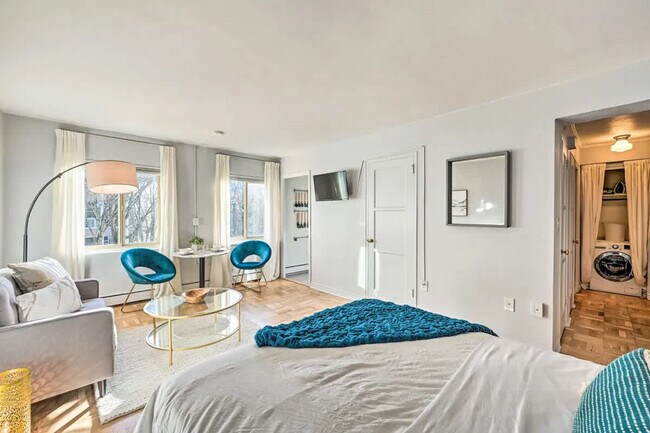 Foto del edificio - 1400 Hubbell Pl