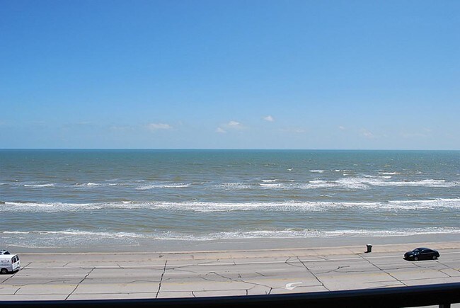 Foto del edificio - 7310 Seawall Blvd